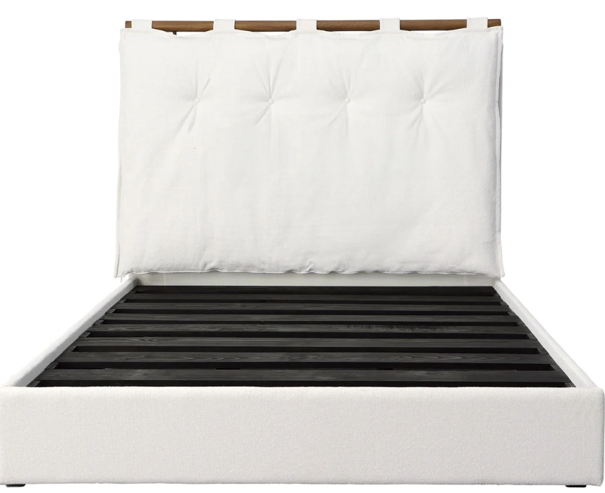 Saint Isaac - Bed