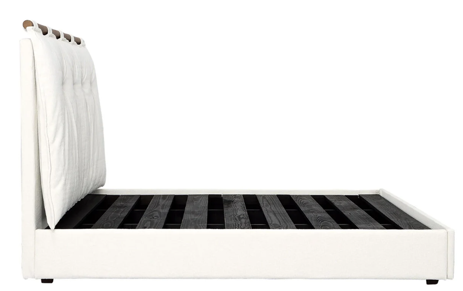 Saint Isaac - Bed