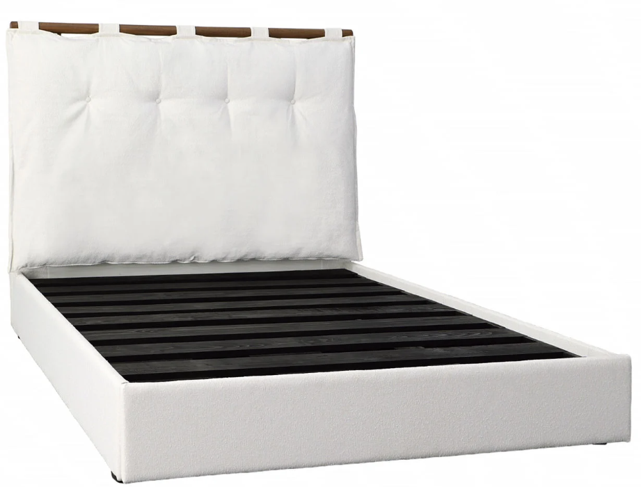 Saint Isaac - Bed